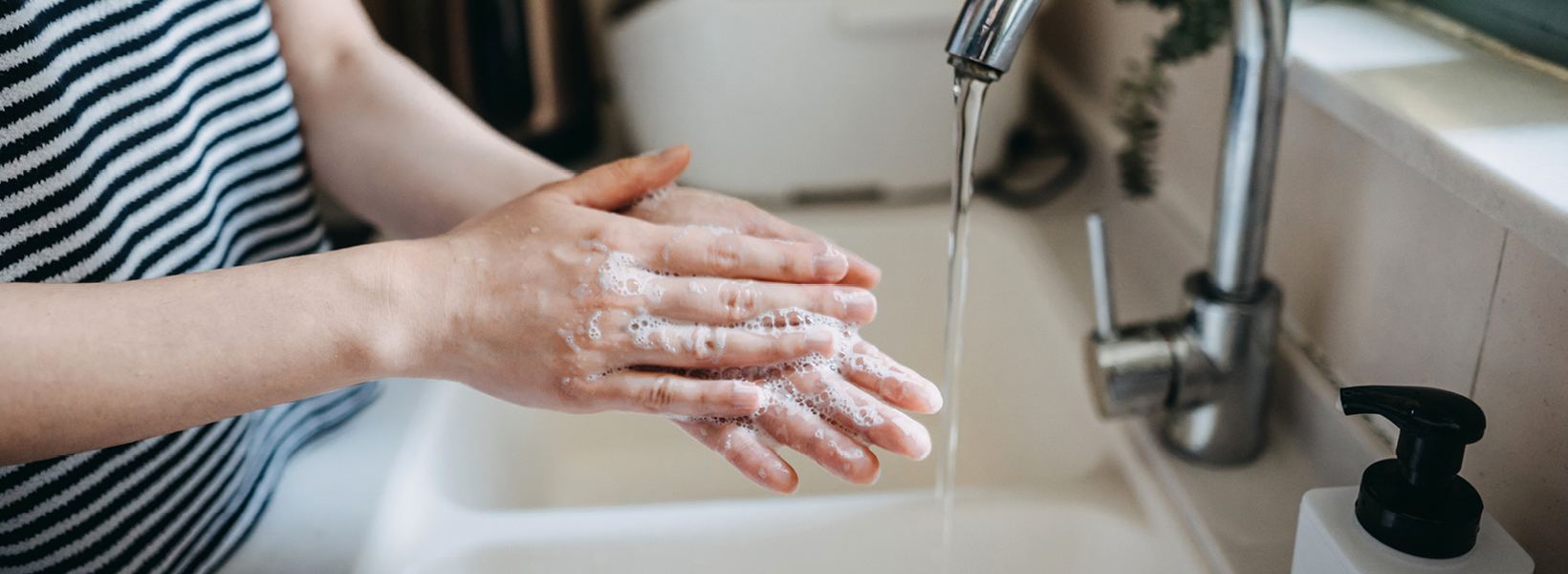 Vasker hender, god håndhygene